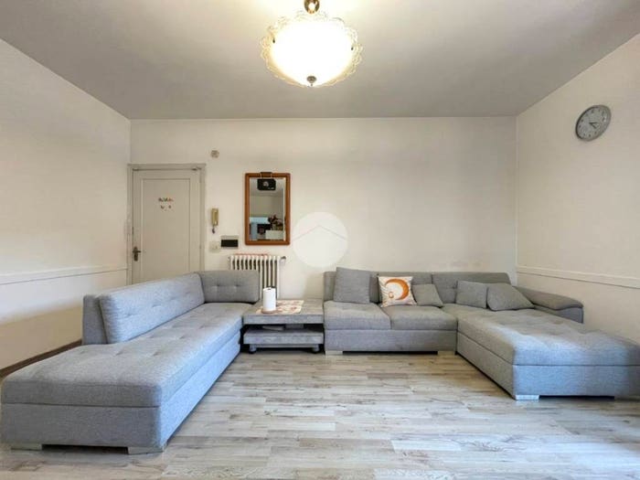 Appartamento trilocale in vendita in Centro, Pompiano