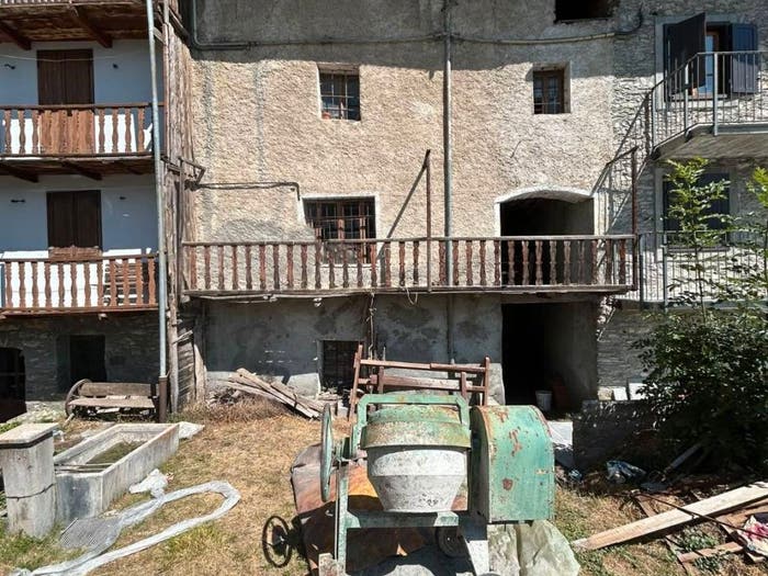 Case in Vendita e in Affitto - 2