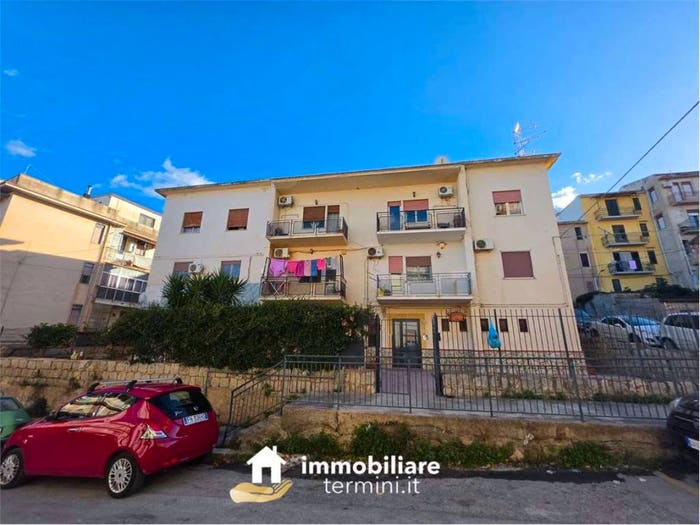 Appartamento con 6 locali in vendita in Centro, Trabia