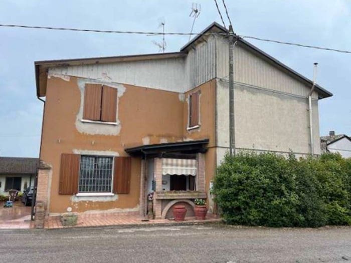 Casa con 6 locali in vendita in Via Stoppiaro, Dragoncello, Poggio Rusco