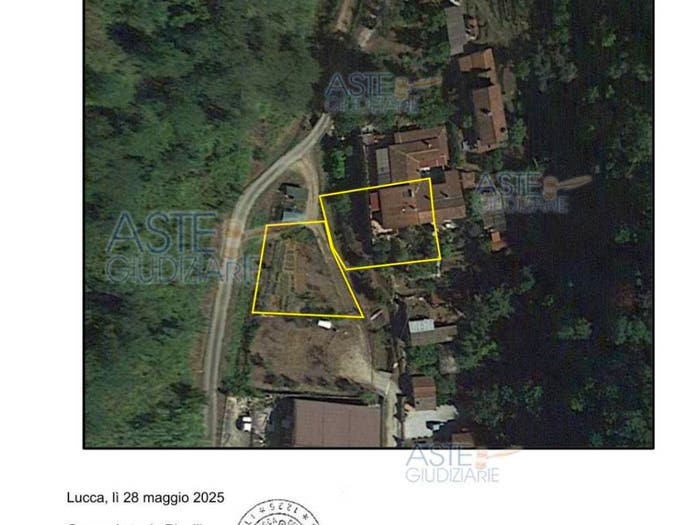 Appartamento con 6 locali in vendita in Via del Torrione Loc San Lazzaro, Camaiore Paese, Camaiore