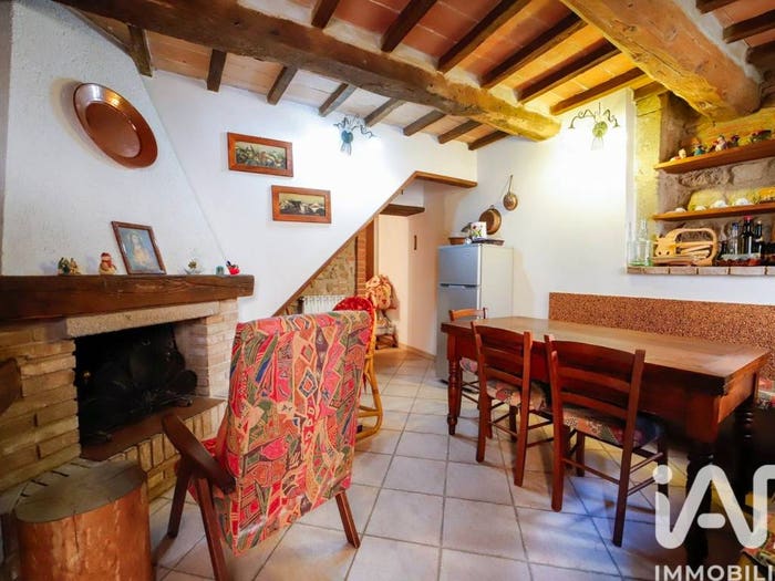 Casa con 6 locali in vendita in Via dei casoni, Centro, Castel del Piano