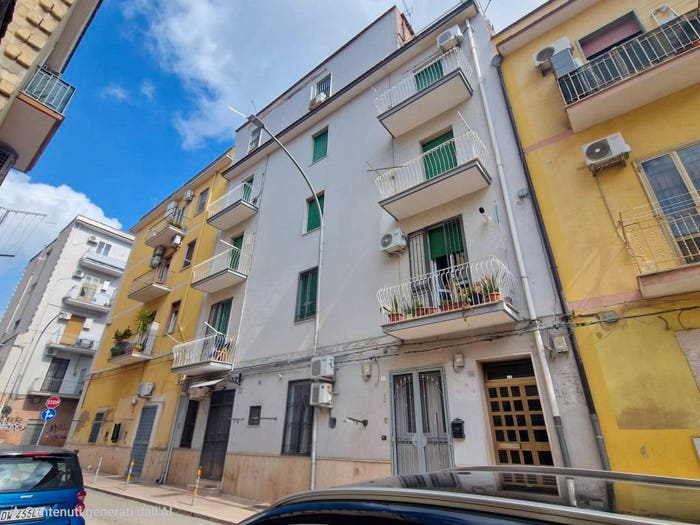 Appartamento trilocale in vendita in Via Homs, Quartieri Settecenteschi, Foggia