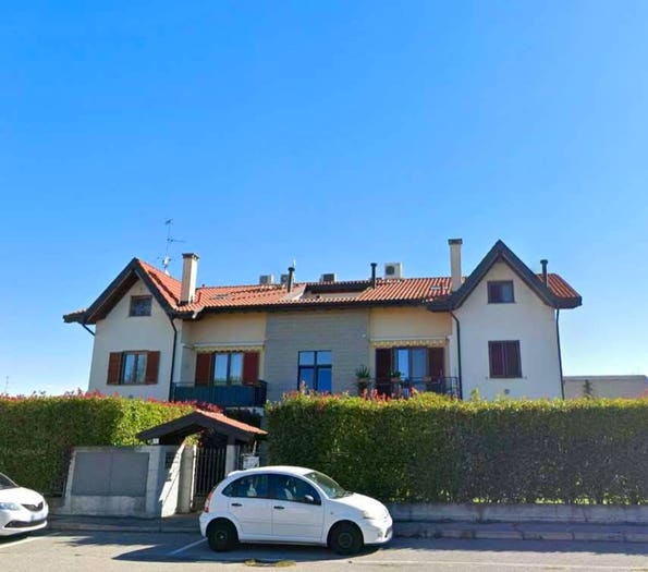 Appartamento quadrilocale in vendita in Via Wolfgang Amadeus Mozart, Buscate