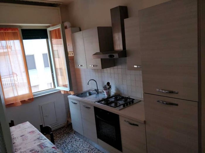 Appartamento trilocale in vendita in Via delle Medaglie d'Oro, Pratale, Pisa