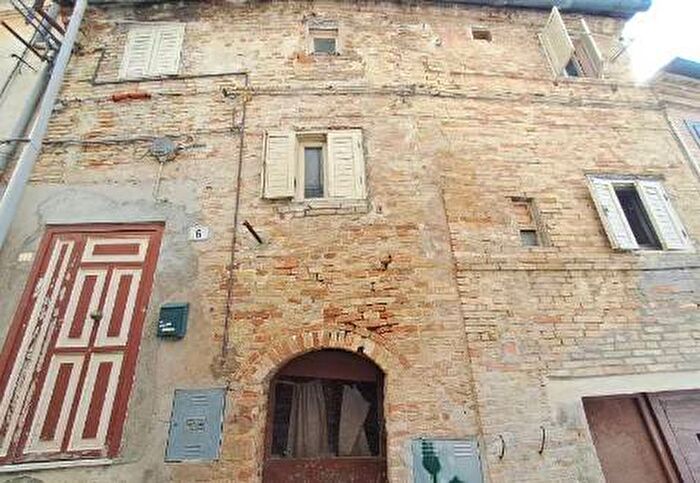 Casa con 6 locali in vendita in Vicolo Tintillo Montegranaro FM Italia, Centro, Montegranaro