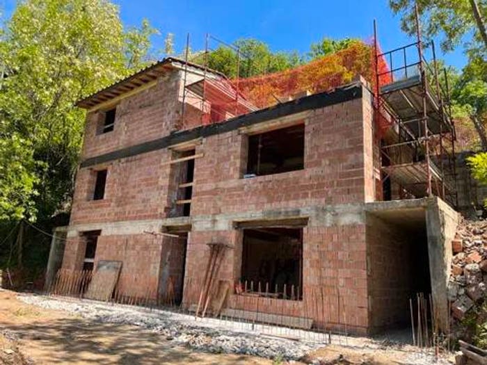 Casa con 5 locali in vendita in Via Di Prunaca, Camaiore Paese, Camaiore