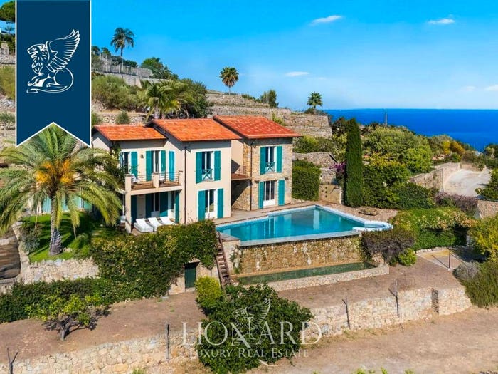 Casa con 6 locali in vendita in Arziglia Madonna della Ruota, Bordighera