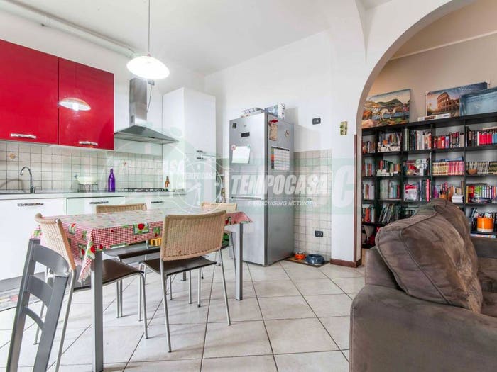 Appartamento trilocale in vendita in Via Piave, Centro, Cislago