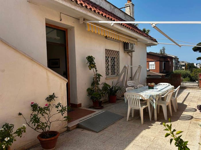 Appartamento quadrilocale in vendita in Viale di Valle Schioia, Villaggio Giornalisti Poggio, Anzio