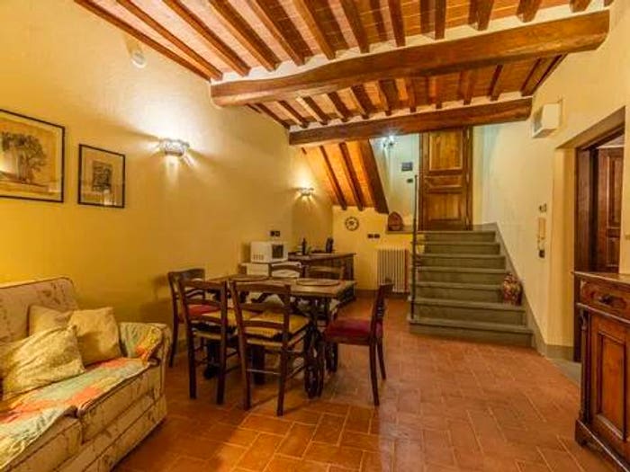 Appartamento quadrilocale in vendita in Vicolo Corazzi No Number, Centro, Cortona