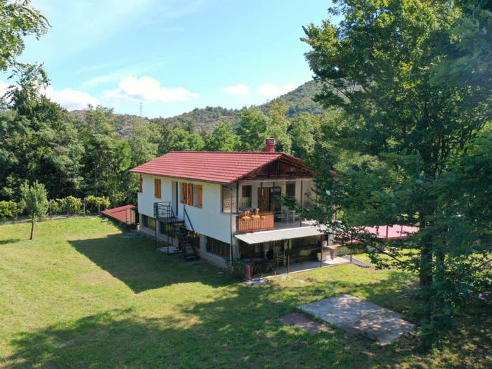 Casa trilocale in vendita in Via Acqui, Pontinvrea