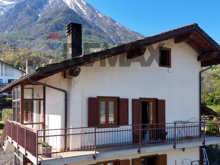 Appartamento con 6 locali in vendita in NeyranDessus, Neyran Etabloz, Brissogne