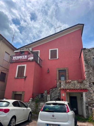 Casa quadrilocale in vendita in Via Nazario Sauro, Centro, San Giorgio a Liri
