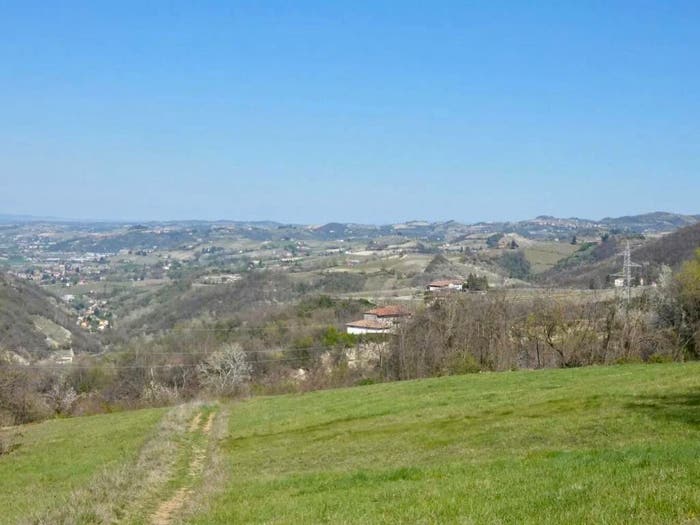 Casa con 6 locali in vendita in Centro, Loazzolo