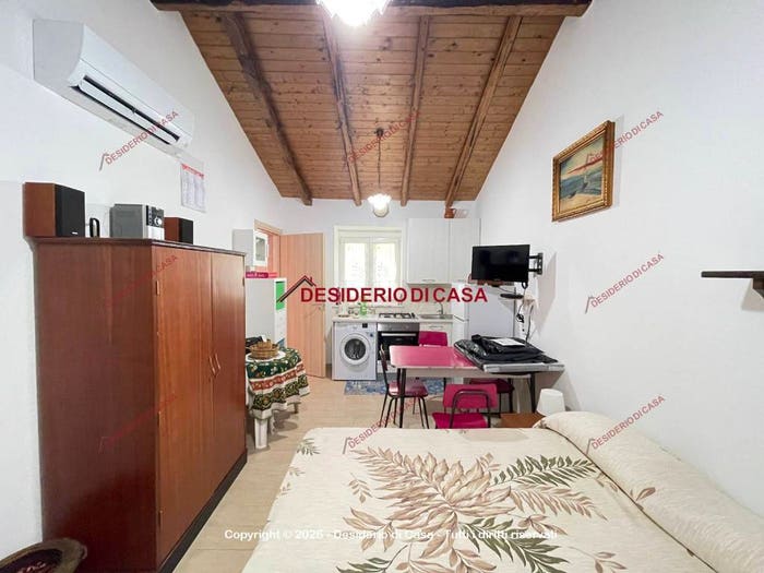 Appartamento trilocale in vendita in SS, Caronia