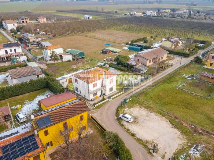 Casa con 6 locali in vendita in Via Saldone, Poggio Renatico