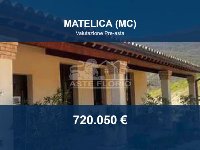 Casa con 6 locali in vendita in CDA MONTEPULISCHIO, Braccano, Matelica