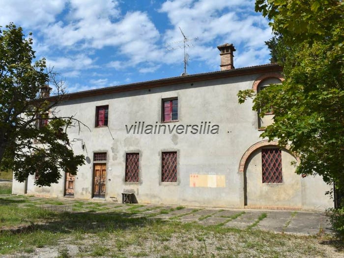 Casa con 6 locali in vendita in Avanella Bassetti, Certaldo