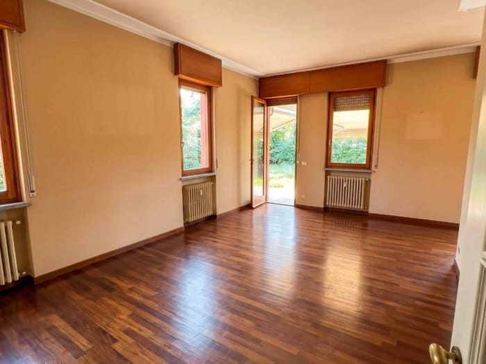 Casa con 6 locali in vendita in Via Giuditta Sidoli, San Lazzaro, Parma