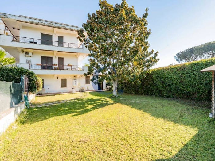 Appartamento trilocale in vendita in Via Carlo Anfosso, Aranova, Fiumicino