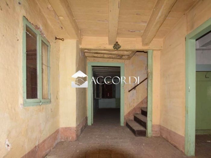 Casa con 6 locali in vendita in Via Foresto Vecchio, Asolo