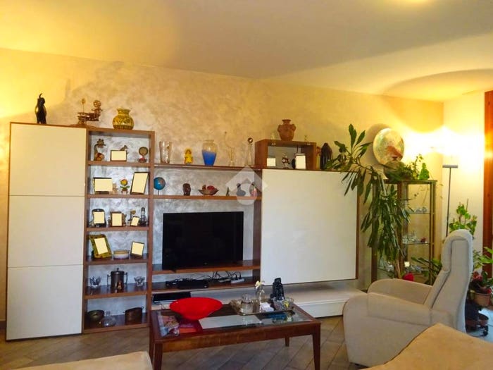 Casa con 5 locali in vendita in Via Matilde Serao, Via Pomposa, Ferrara