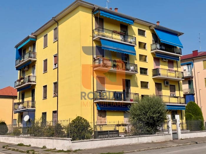 Appartamento trilocale in vendita in Via Giovanni Ingrao, San Giovannino Pompieri, Pavia