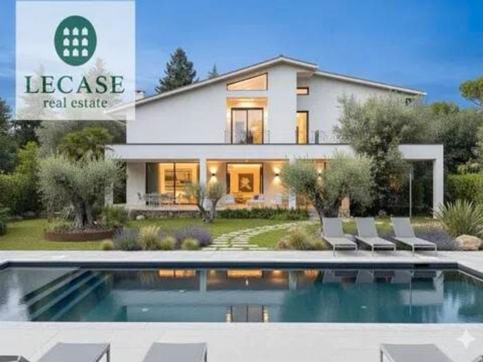 Casa con 5 locali in vendita in Via G Papini, Vittoria Apuana, Forte dei Marmi