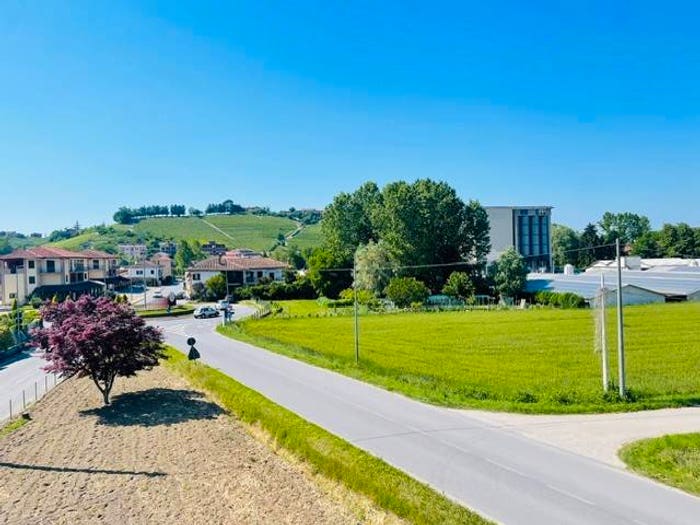Appartamento trilocale in vendita in Borgonovo, Neive