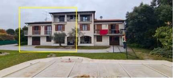 Appartamento quadrilocale in vendita in Via Aldo Moro, Centro, Imbersago