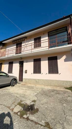 Casa con 6 locali in vendita in Via Sant'Antonio, Ronco Briantino