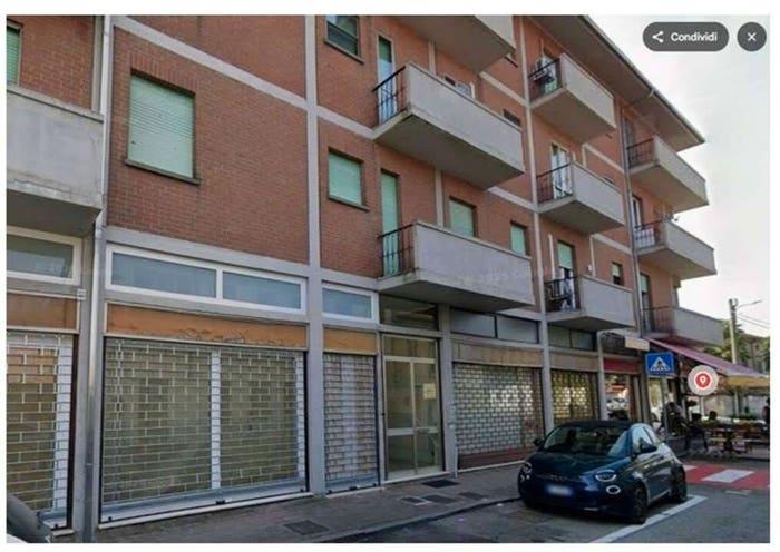 Appartamento con 6 locali in vendita in Corso italia, Bianzè