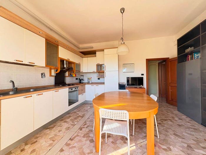 Appartamento trilocale in vendita in Via Stalingrado, Bolognina, Bologna