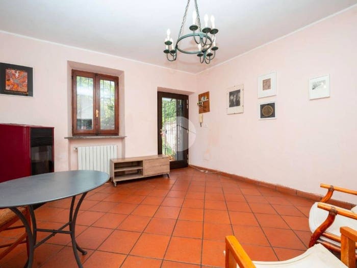Casa con 6 locali in vendita in Strada Sabena, Pecetto Torinese