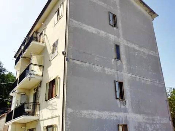 Appartamento trilocale in vendita in Via Riga No Number, Montebello sul Sangro