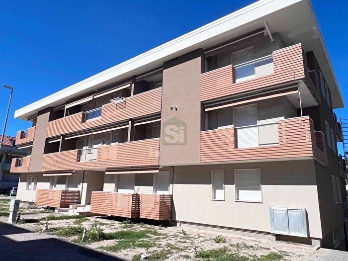 Appartamento quadrilocale in vendita in Via Venezia, Lungomare Marconi, Alba Adriatica