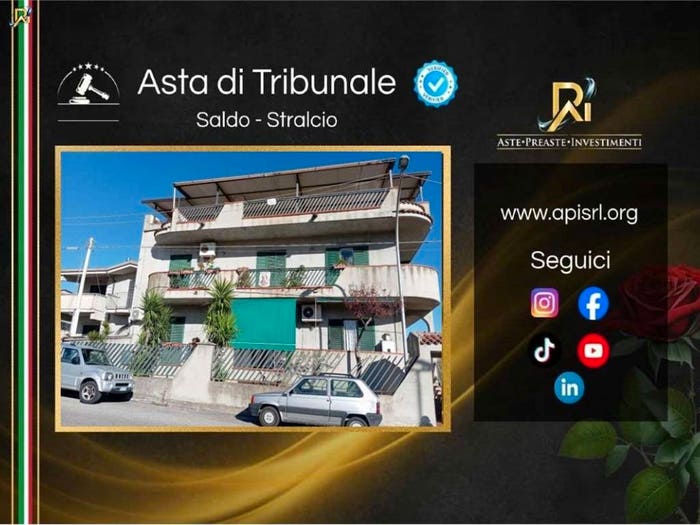 Appartamento con 6 locali in vendita in Contrada Madama Elena, Gioiosa Ionica