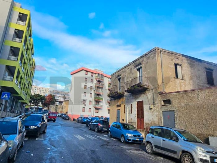 Appartamento bilocale in vendita in Via Sesto Properzio Pal U, Gazzi, Messina