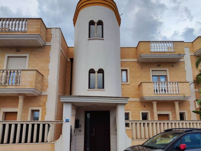Appartamento trilocale in vendita in Via Vittorio Veneto, Centro, Lizzano