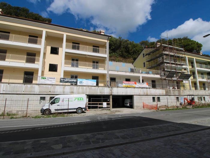 Appartamento quadrilocale in vendita in Via Parma, Caperana, Chiavari