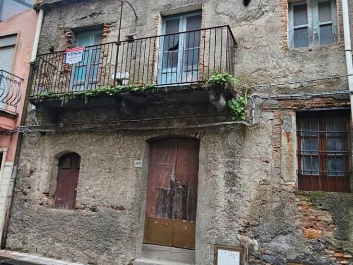 Casa con 5 locali in vendita in Corso Mazzullo, Centro, Mandanici