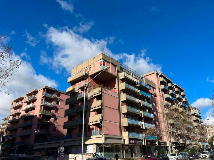 Appartamento con 5 locali in vendita in viale Strasburgo, Strasburgo Belgio, Palermo