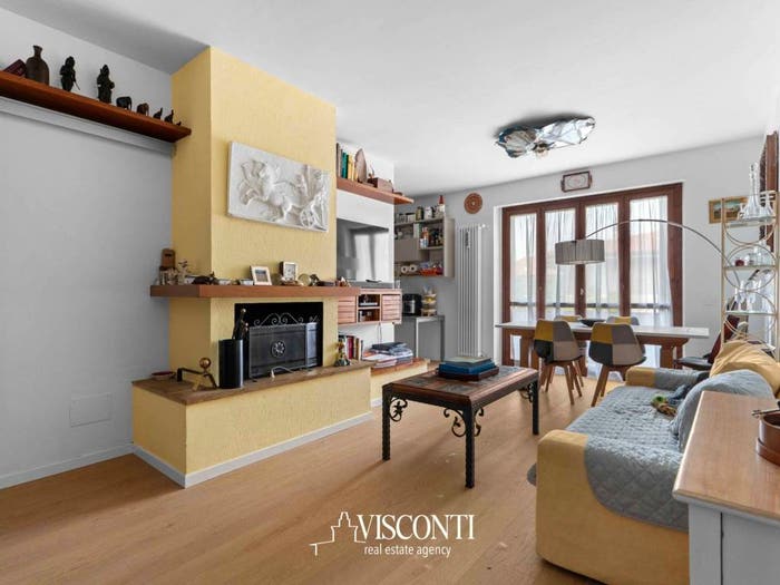 Appartamento quadrilocale in vendita in Via Aldo Moro, Centro, Cusago