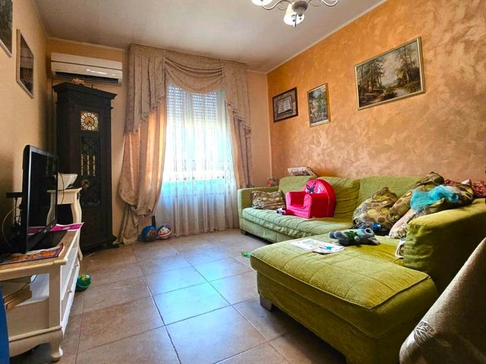 Appartamento con 5 locali in vendita in Via Giacomo Matteotti, Centro, Lugagnano Val d'Arda
