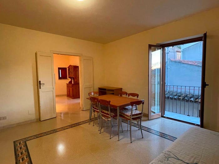 Appartamento trilocale in vendita in Vicolo Re, Centro, Cefalù