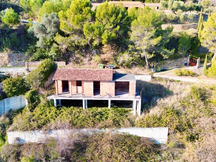 Casa bilocale in vendita in Strada Civezza, Poggi, Imperia