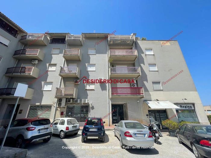 Appartamento trilocale in vendita in Viale Italia, Centro, Alcamo