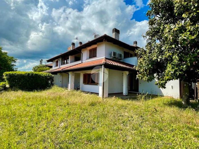 Casa con 5 locali in vendita in Frazione Castiglione, Castiglione, Asti