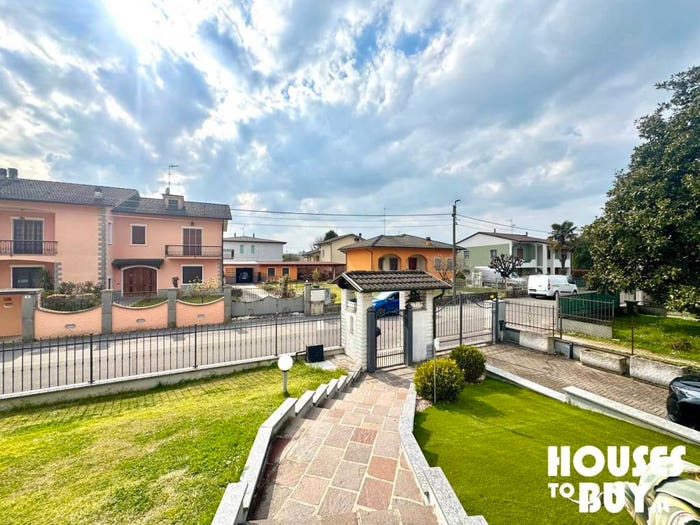 Casa con 5 locali in vendita in Via Papa Giovanni XXIII, Casale Cremasco, Casale CremascoVidolasco